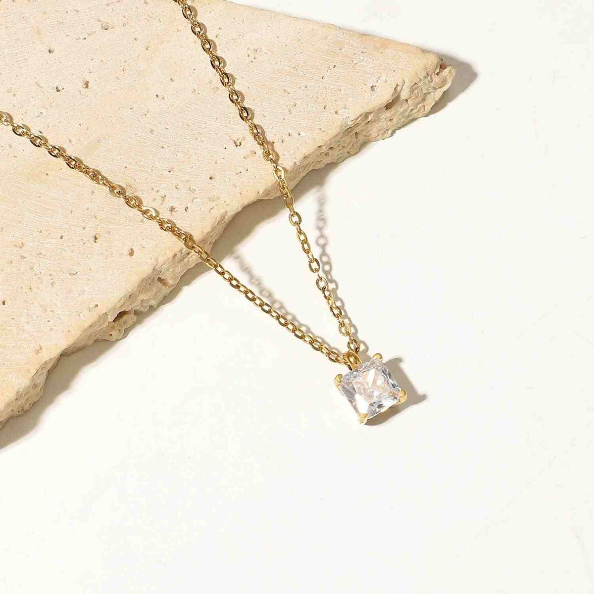 Elegant Crystal Pendant Necklace