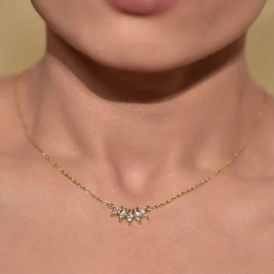 Elegant Crystal Pendant Necklace